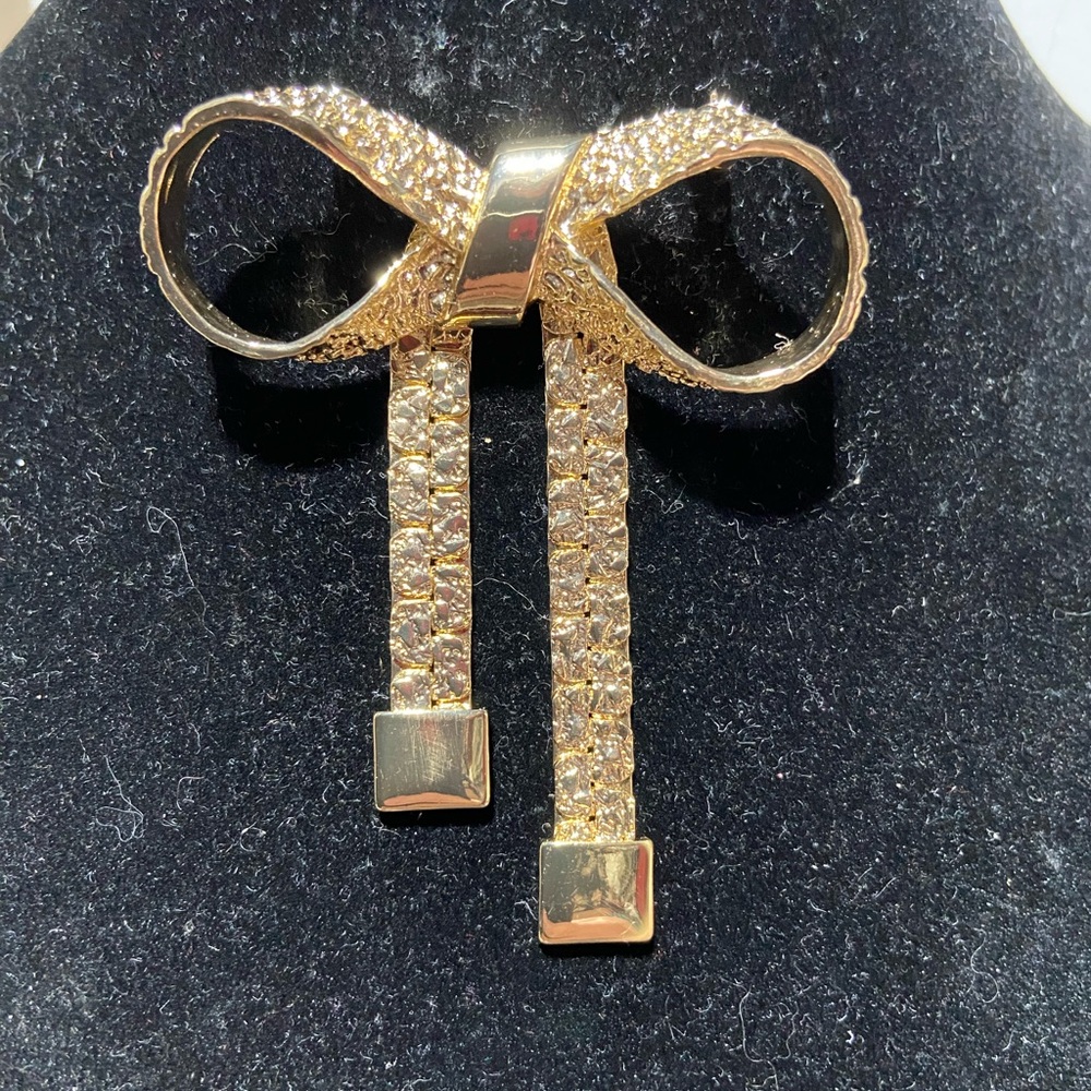 Gold Tone Ribbon Bow Broocb